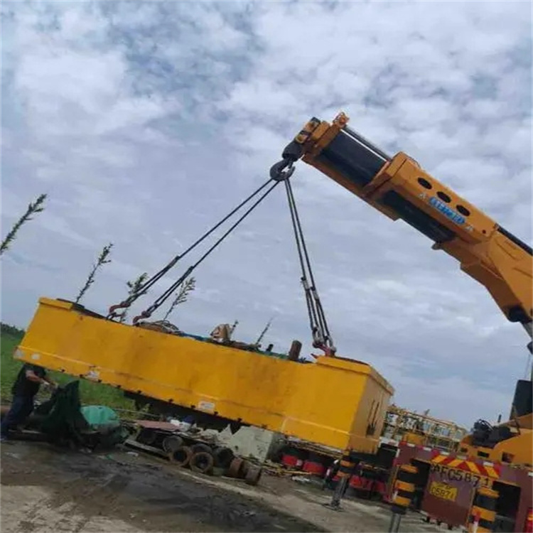 桂阳吊车吊集装箱需要多少钱